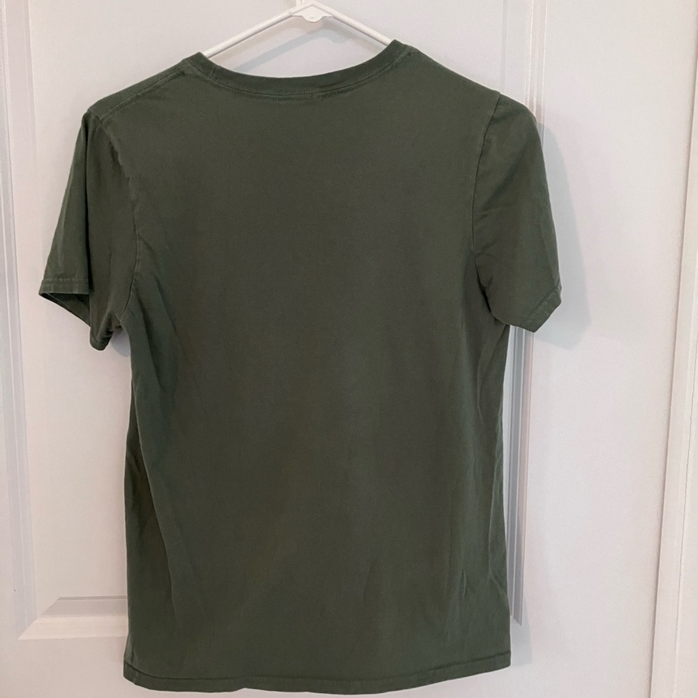 Time and Tru Olive Short Sleeve Knit Seeater